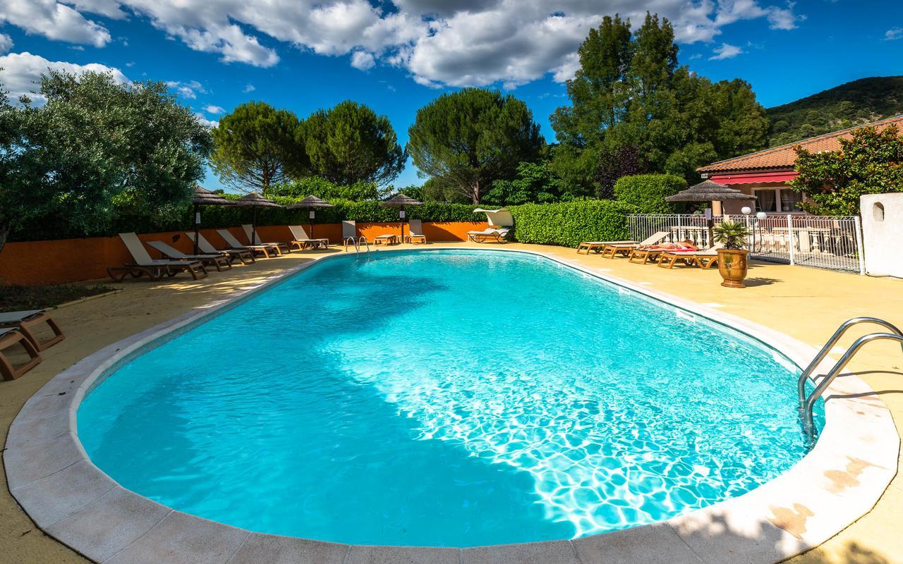 Отель Logis La Grande Bastide Орезон Экстерьер фото